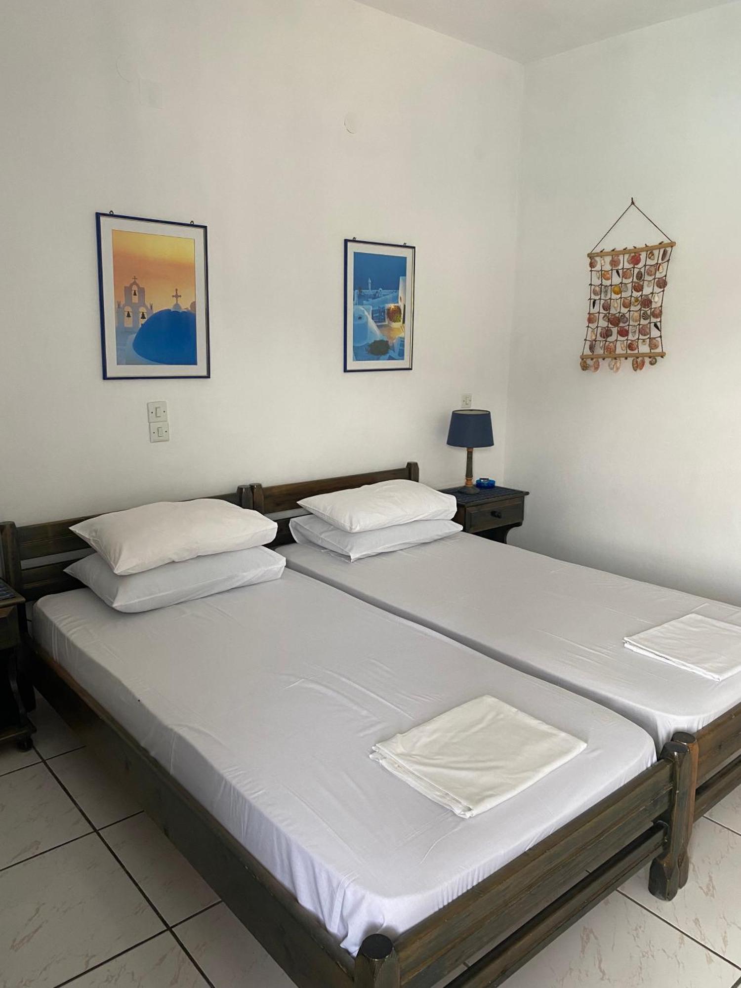 Vrahos Rooms - Studios Alopronia ภายนอก รูปภาพ